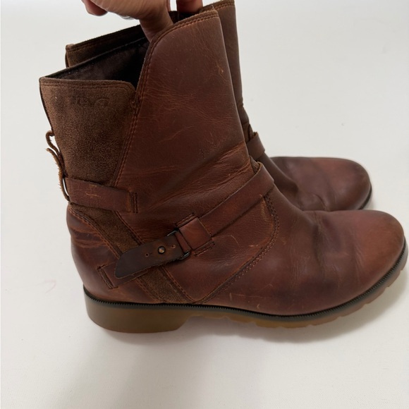 Teva De La Vina Waterproof Leather Short Boots Size 7 - Picture 7 of 9